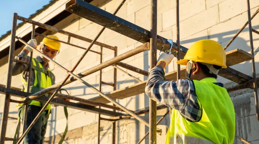 Professional gutter cleaning in Magdalena, NM